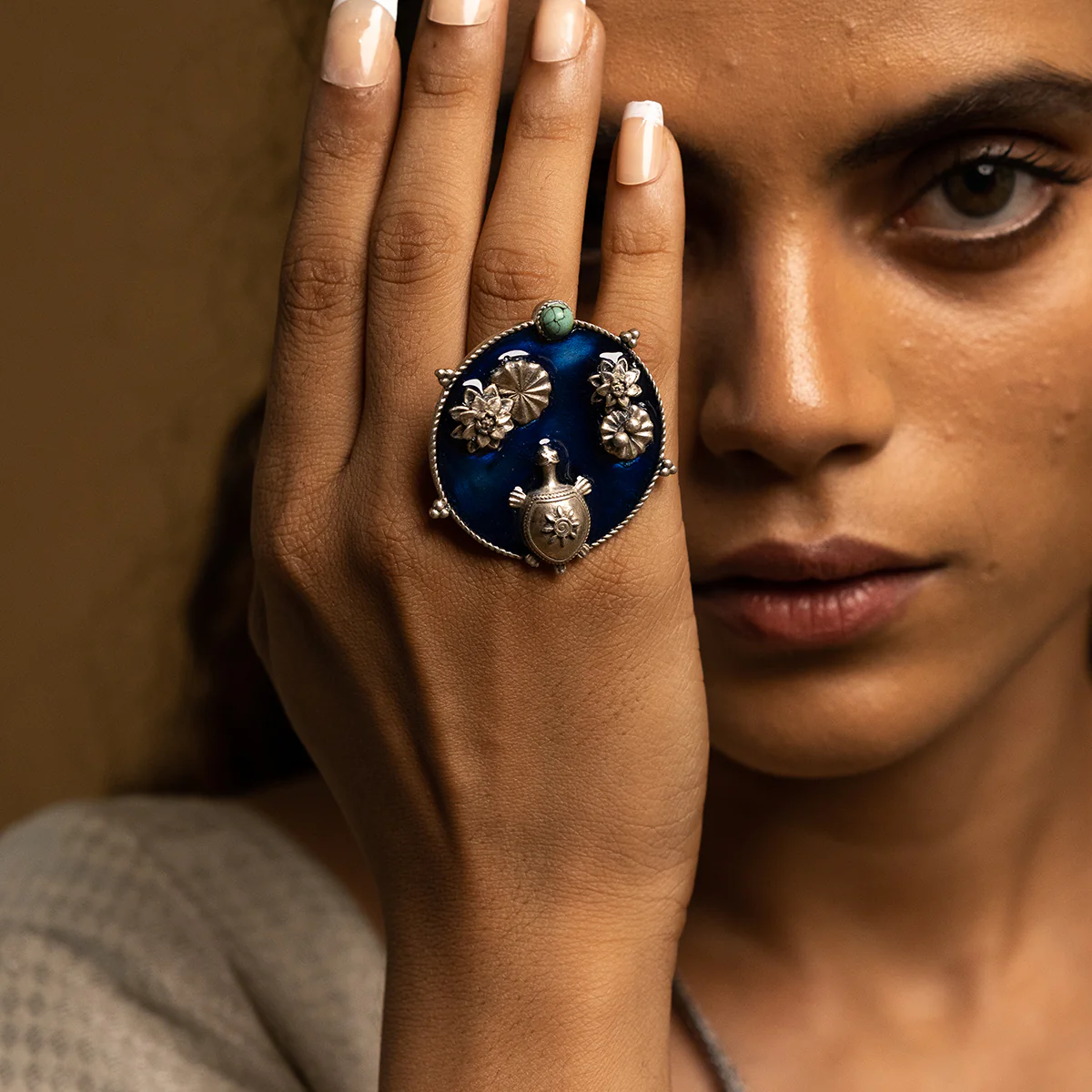 Kurma vihar Silver Finger Ring by Moha - Image 3