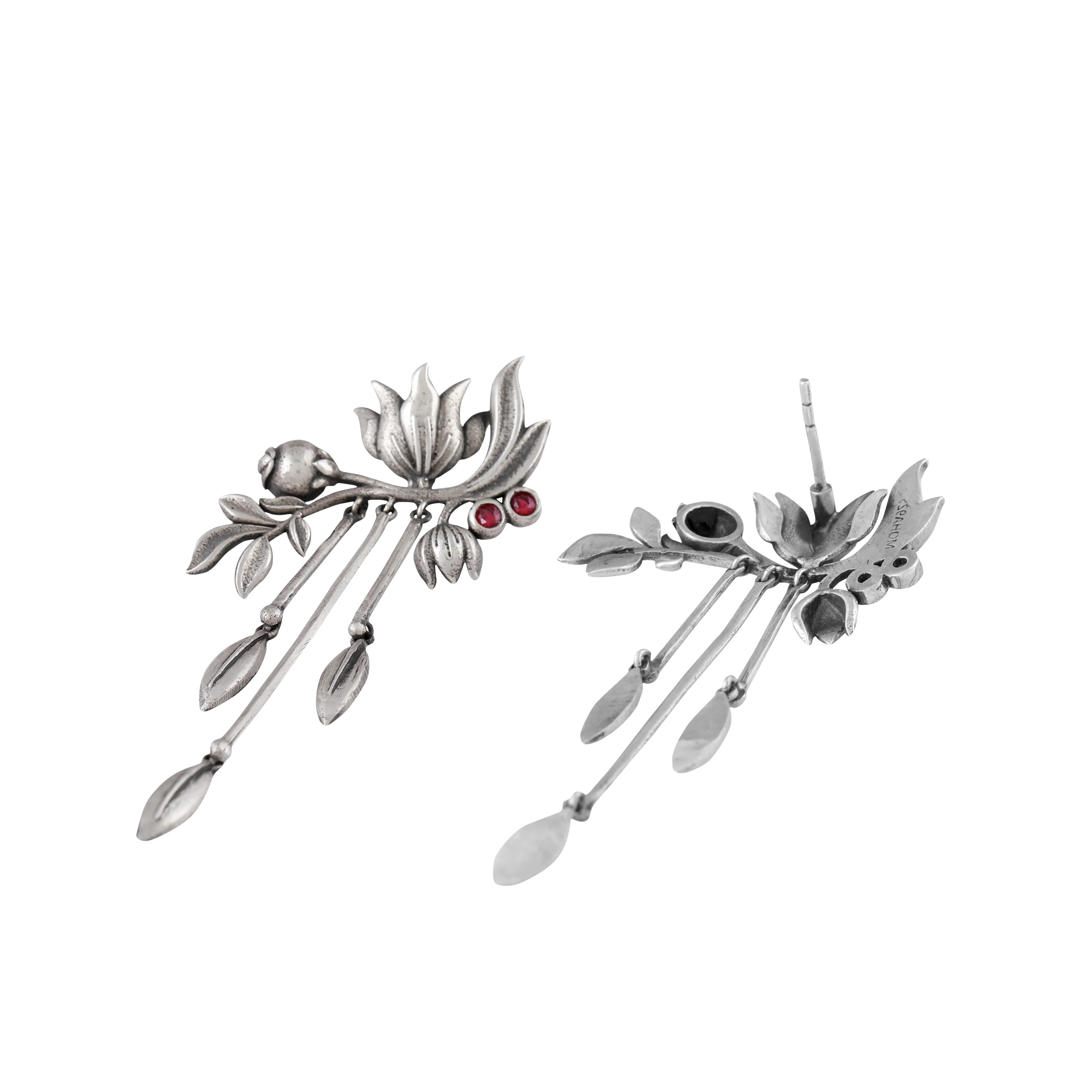 William Morris - 3 Stems Lilly Silver Earrings by Moha - Image 5