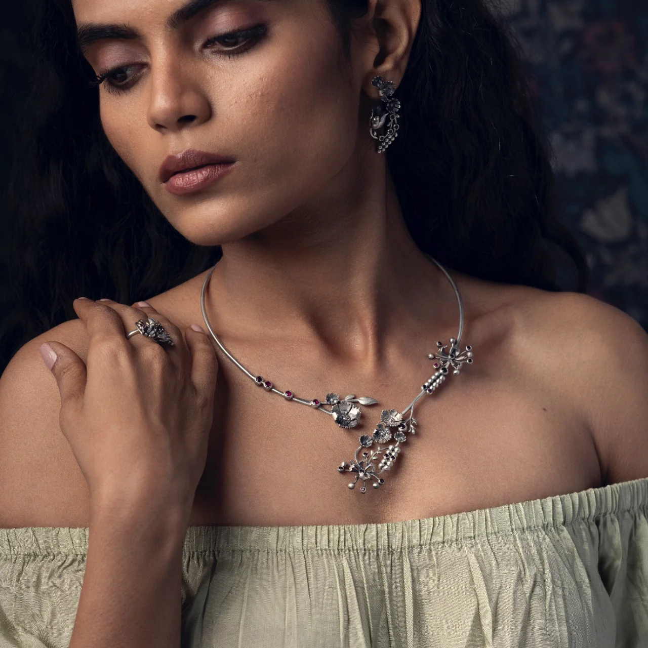 William Morris - Compton Silver Hasli by Moha - Image 3